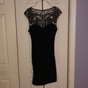 Cocktail/homecoming dress